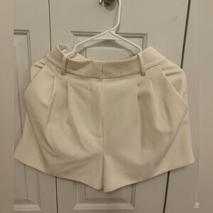 Gianni Bini Ivory Shorts
